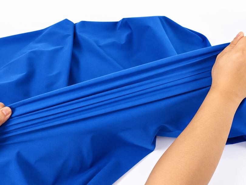 Stretch spandex fabric with flexible recovery for sportswear, activewear and outdoor apparel.